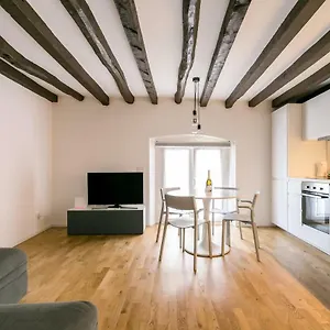 https://milano-apartments-mortara.italymilanhotels.net